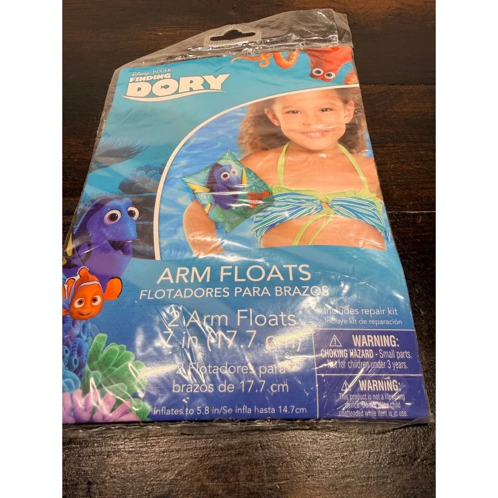 Disney Pixar Finding Dory‎ Kids Arm Floats Inflatable Water Wings 7in 2pk 396985